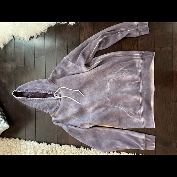 Zumiez sweater - Picture 3 of 4